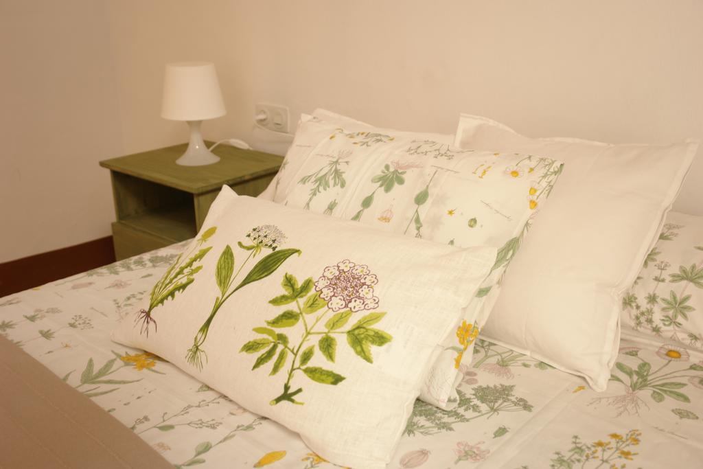 Hostal Parellades Sitges Exteriör bild