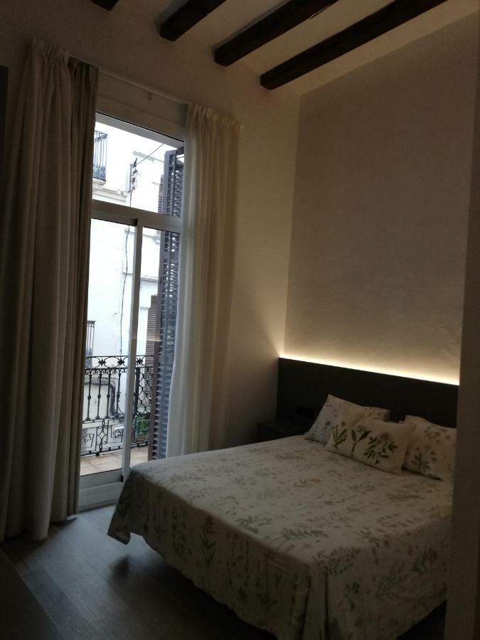 Hostal Parellades Sitges Exteriör bild