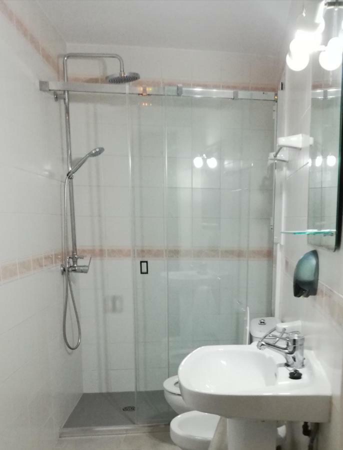 Hostal Parellades Sitges Exteriör bild