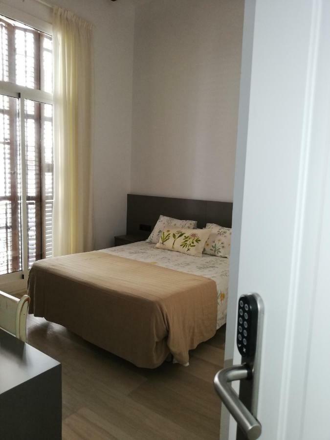 Hostal Parellades Sitges Exteriör bild